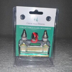 NIB Churchill Downs Horse Racetrack Glass Ornament Racing Venue‎ Collectible
